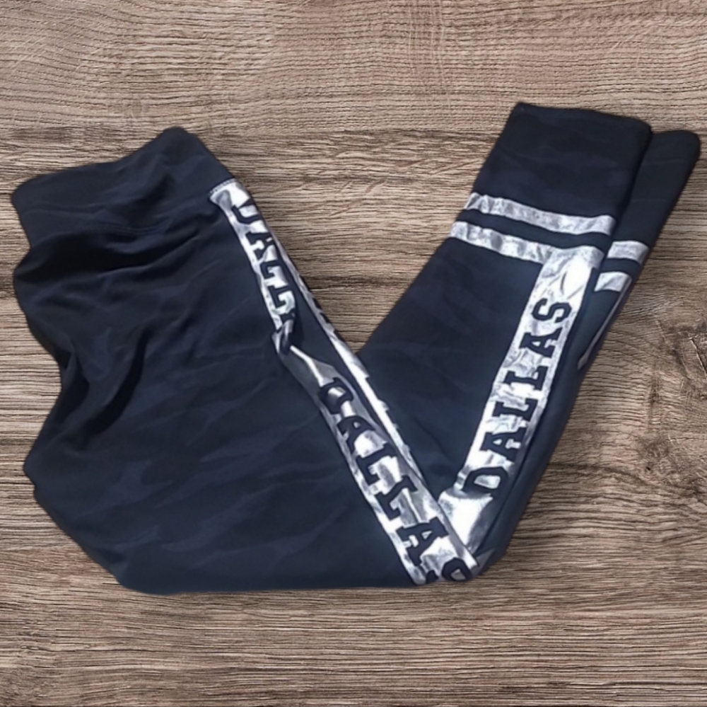 NWT WOMEN'S LYDAA LEGGINGS DALLAS DOWN THE SIDE LEGS